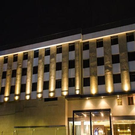 Hotel Siesta Hinjewadi 푸네 외부 사진