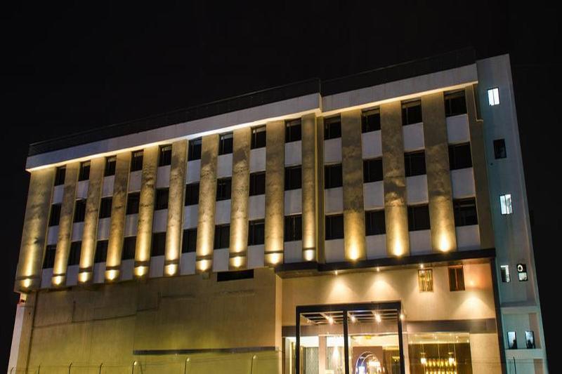 Hotel Siesta Hinjewadi 푸네 외부 사진